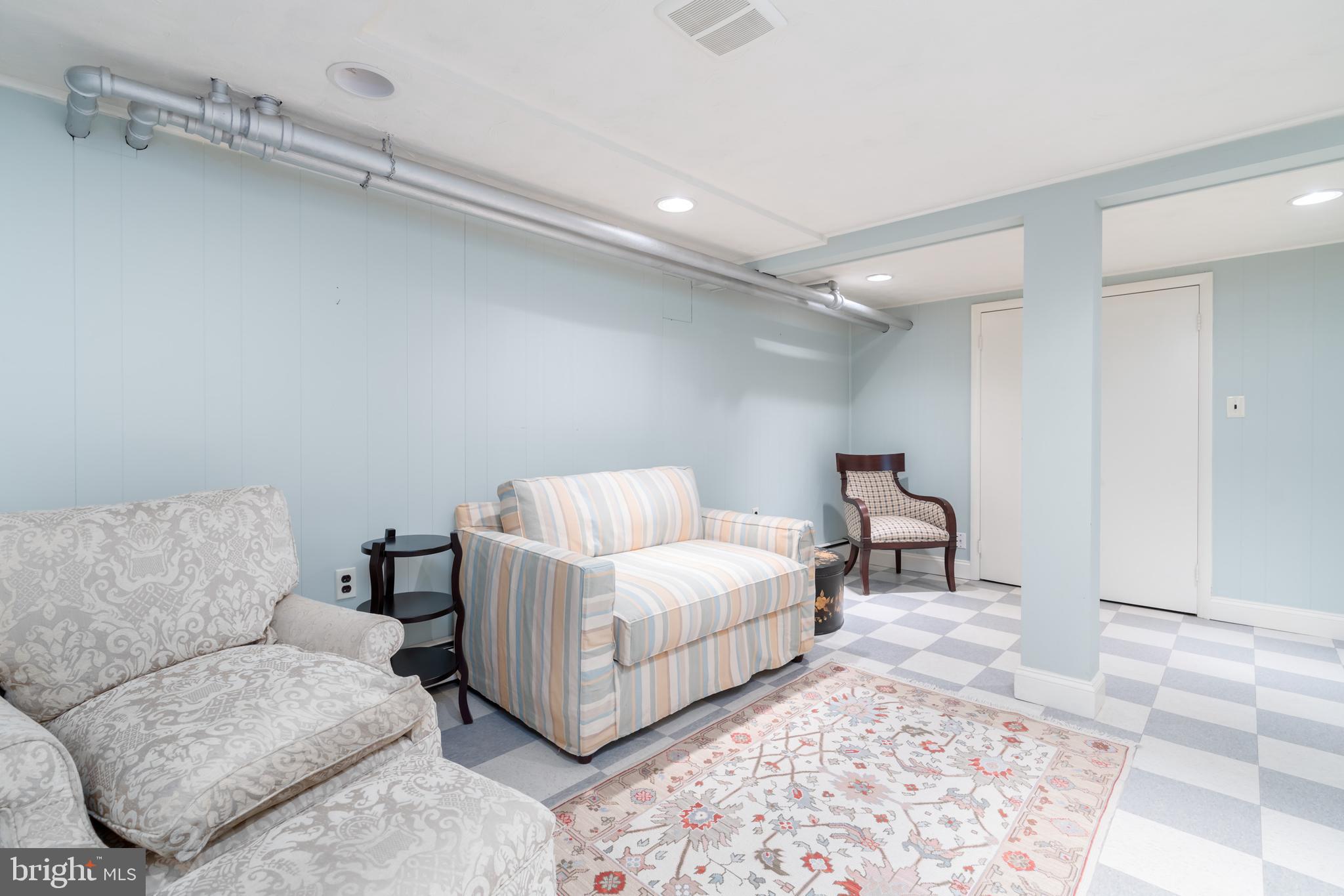 3708 Military Road Northwest Washington, DC 20015 - Photo 21 of 40 Play room