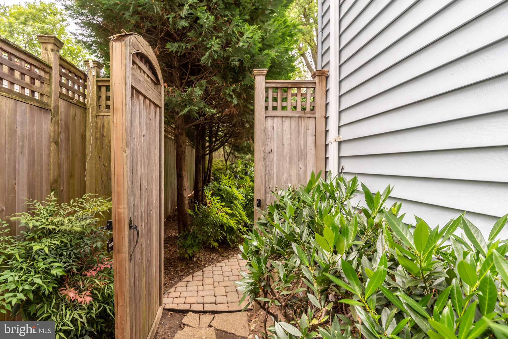 3708 Military Road Northwest Washington, DC 20015 - Photo 31 of 40 Walkway to front. Dirst rate hardscape