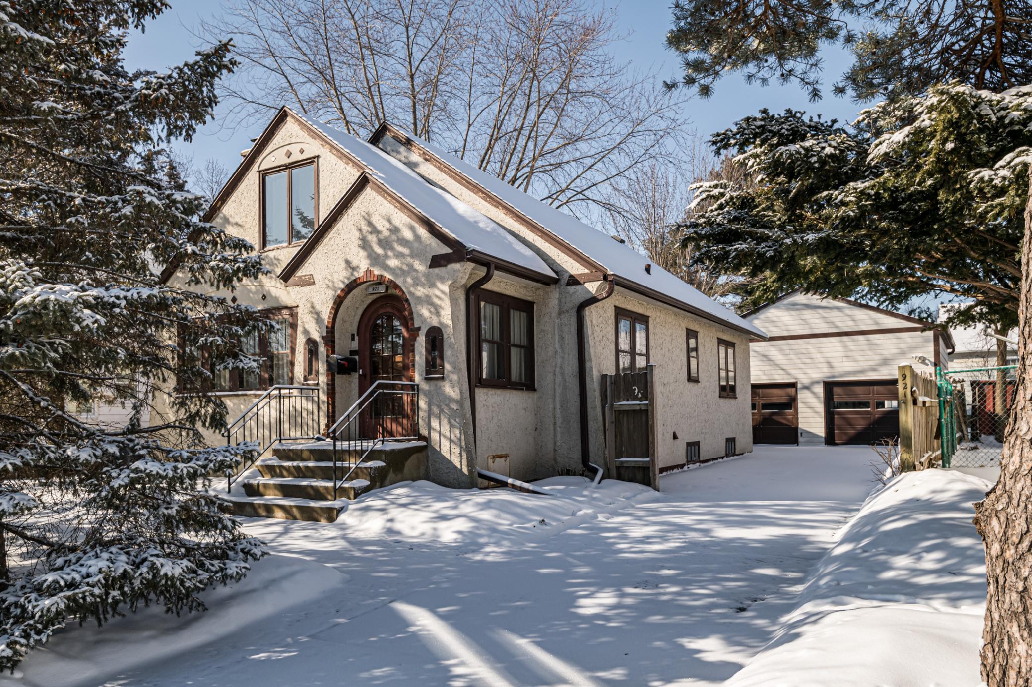 921 3rd Avenue Southeast Rochester, MN 55904 - Photo 1 of 24 Gallery Image 1