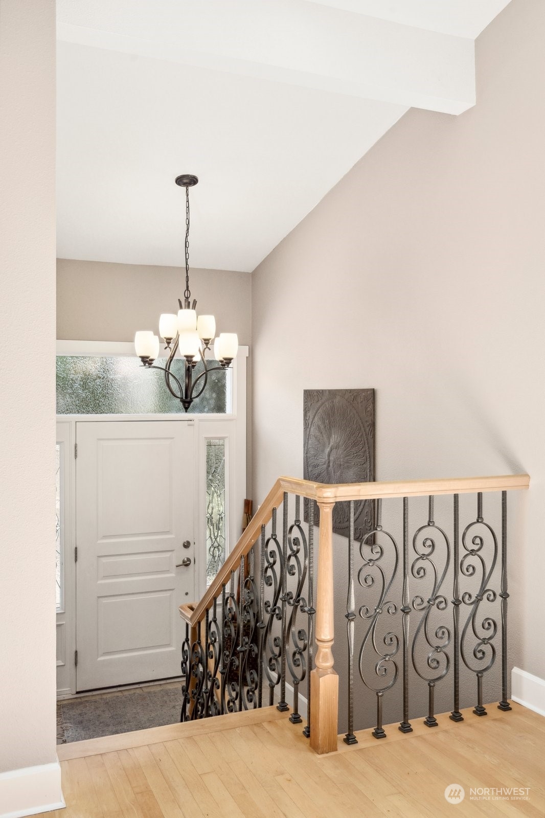 9108 192nd Street Southwest Edmonds, WA 98026 - Photo 5 of 29 Gallery Image 5