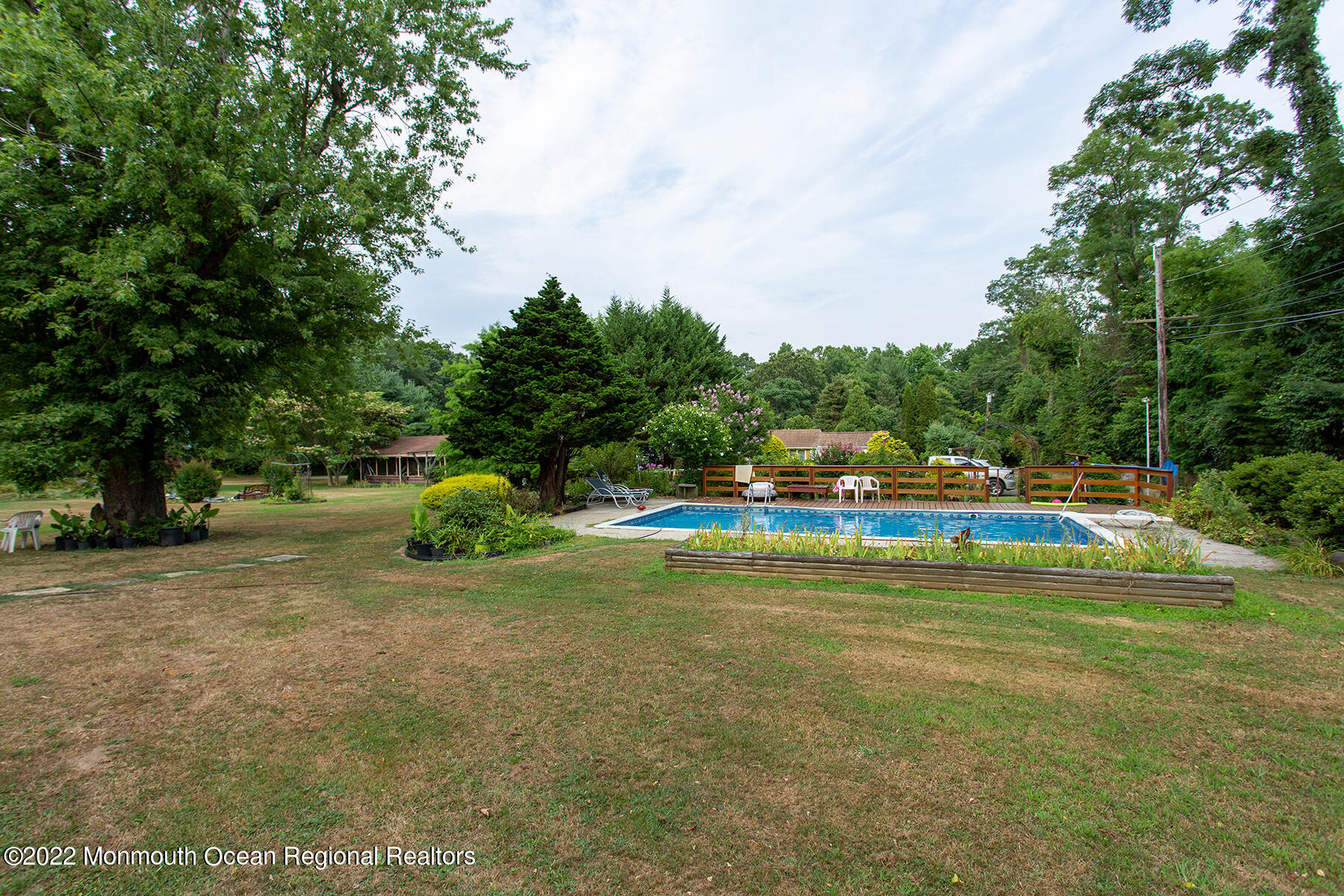 18 Water Street Colts Neck, NJ 07722 - Photo 5 of 26 A72A8226