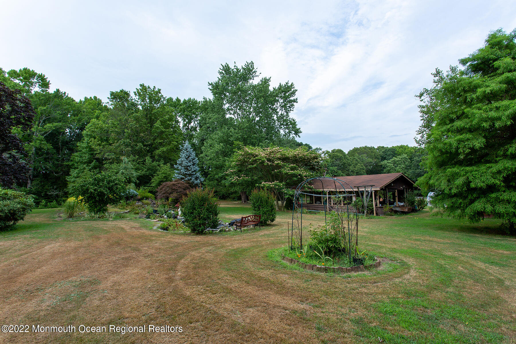 18 Water Street Colts Neck, NJ 07722 - Photo 8 of 26 A72A8229