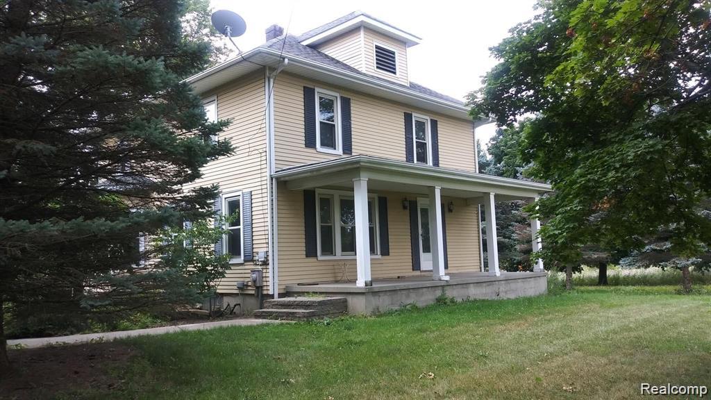8164 Perry Road Grand Blanc, MI 48439 - Photo 1 of 21