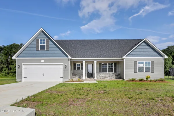 $368,900 | 910 Wild Azalea Way, Hubert, NC 28539