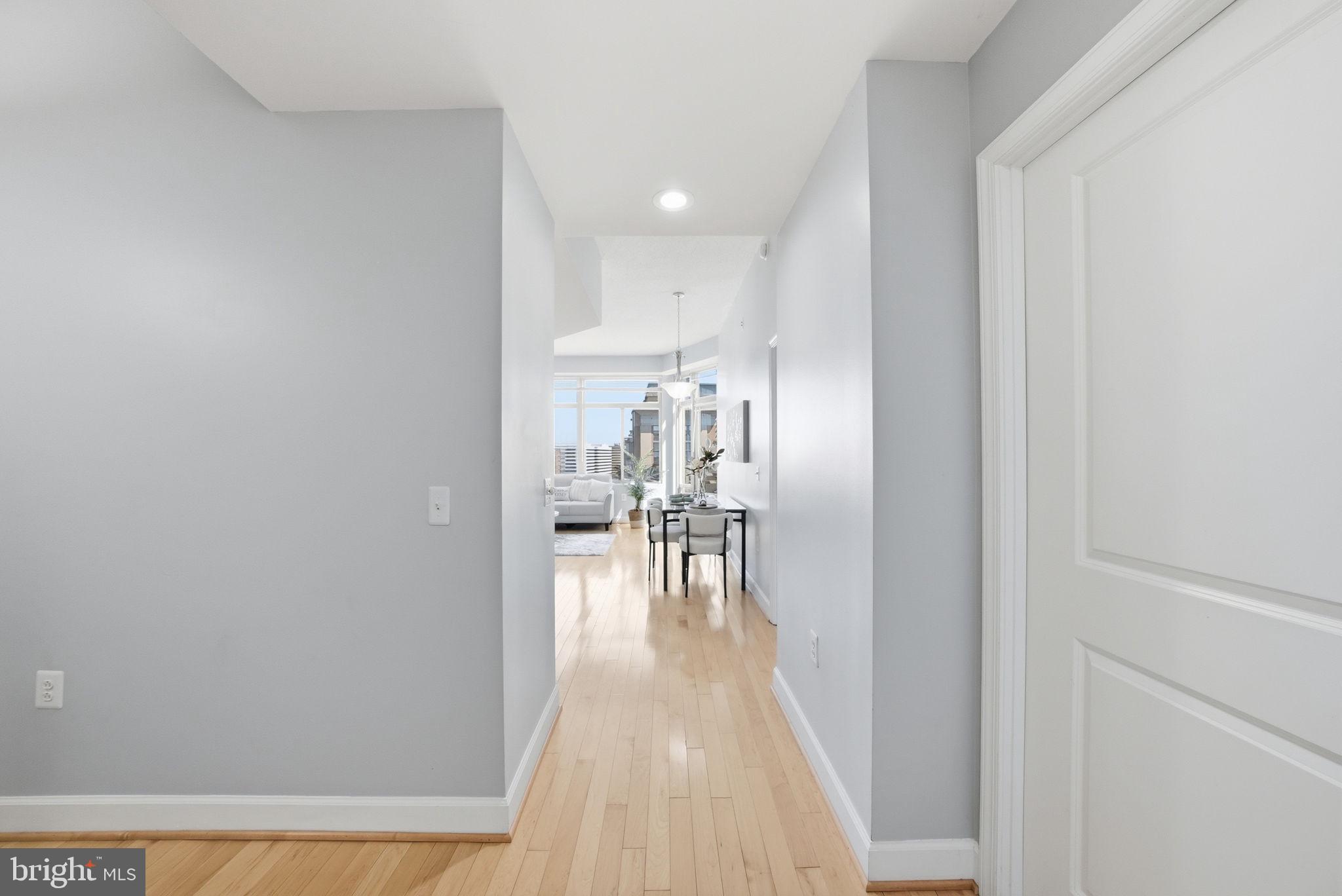 3650 South Glebe Road, Unit 1145 Arlington, VA 22202 - Photo 3 of 42