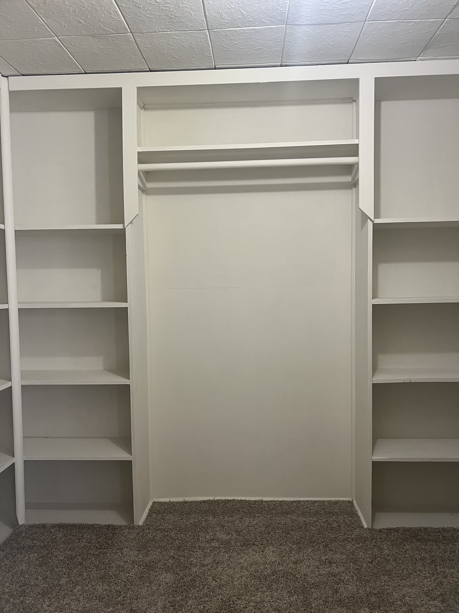 2605 Delafield Street Houston, TX 77023 - Photo 16 of 32 2nd bedroom walk-in closet