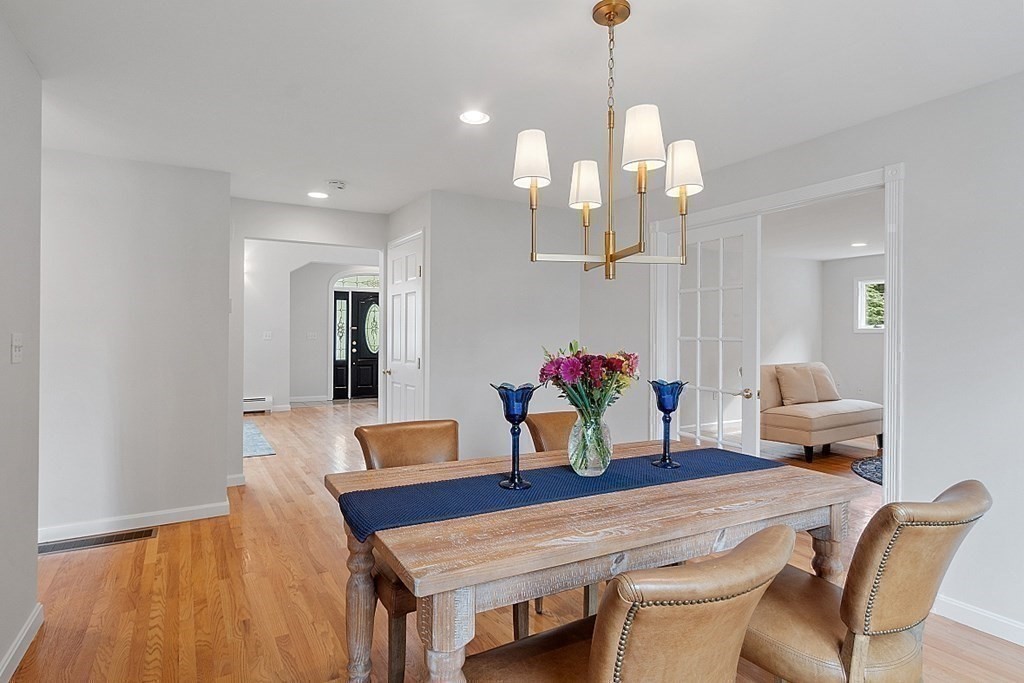 11 Lyon Road Brookline, MA 02467 - Photo 11 of 37