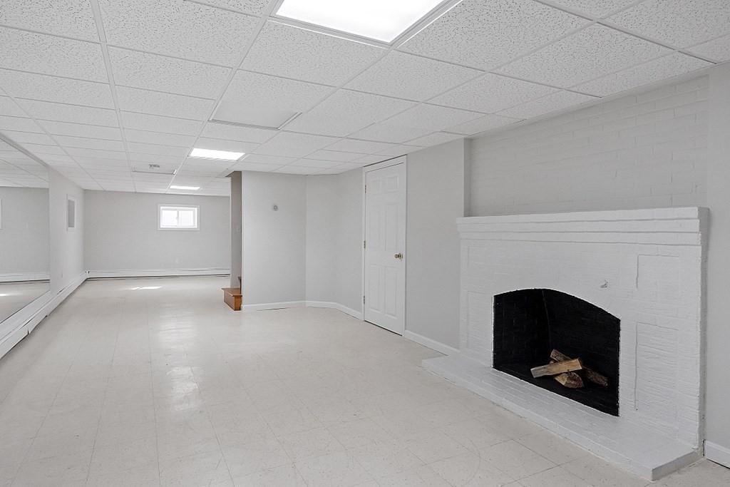 11 Lyon Road Brookline, MA 02467 - Photo 30 of 37