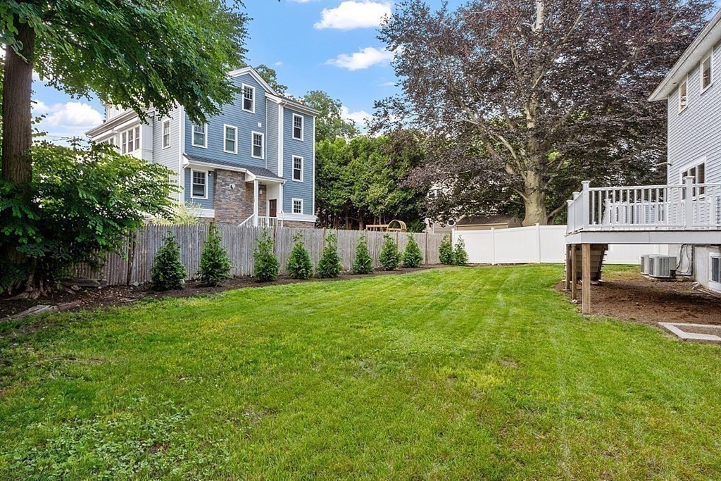 11 Lyon Road Brookline, MA 02467 - Photo 33 of 37