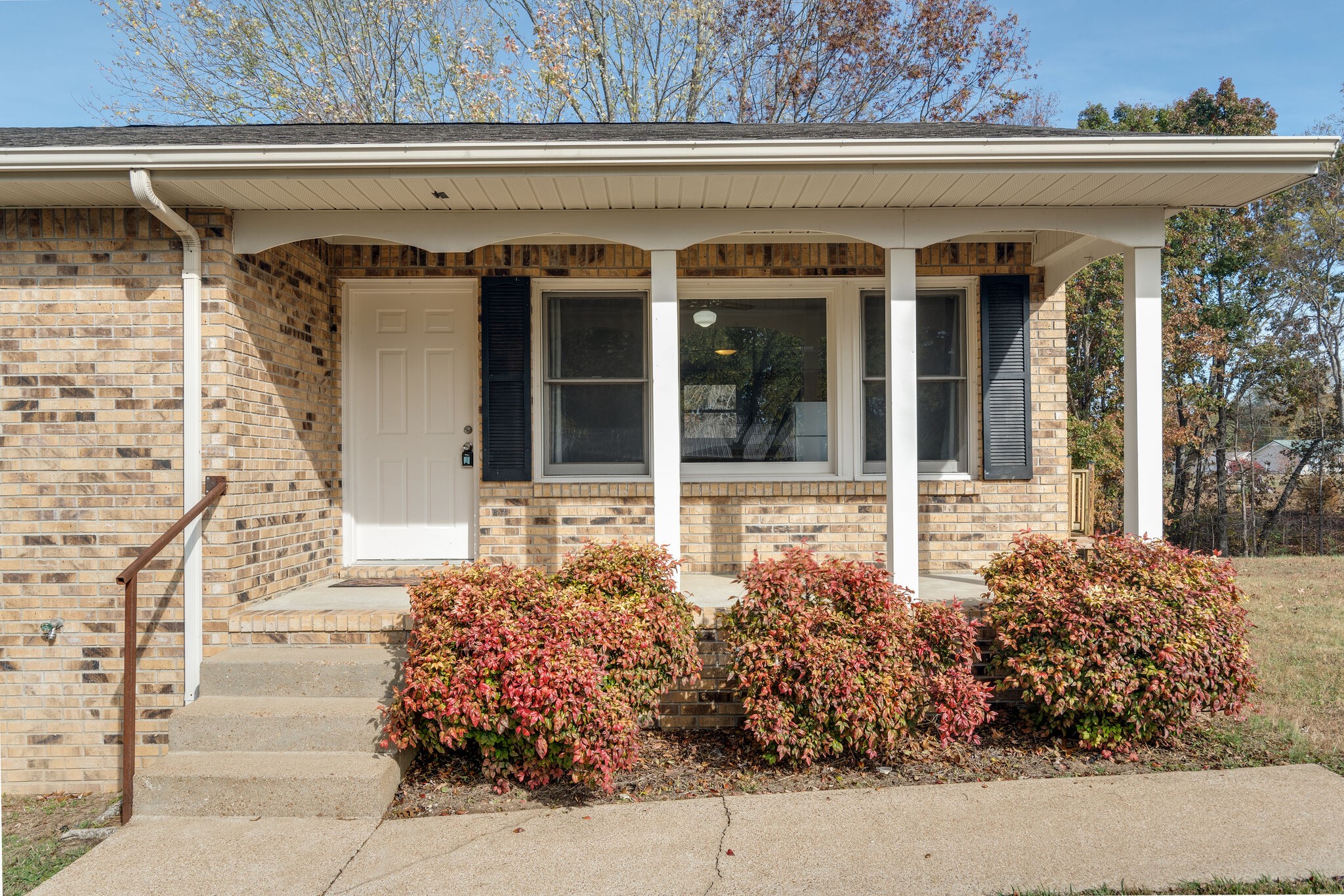 220 Hurst Road Hohenwald, TN 38462 - Photo 3 of 25 Gallery Image 3