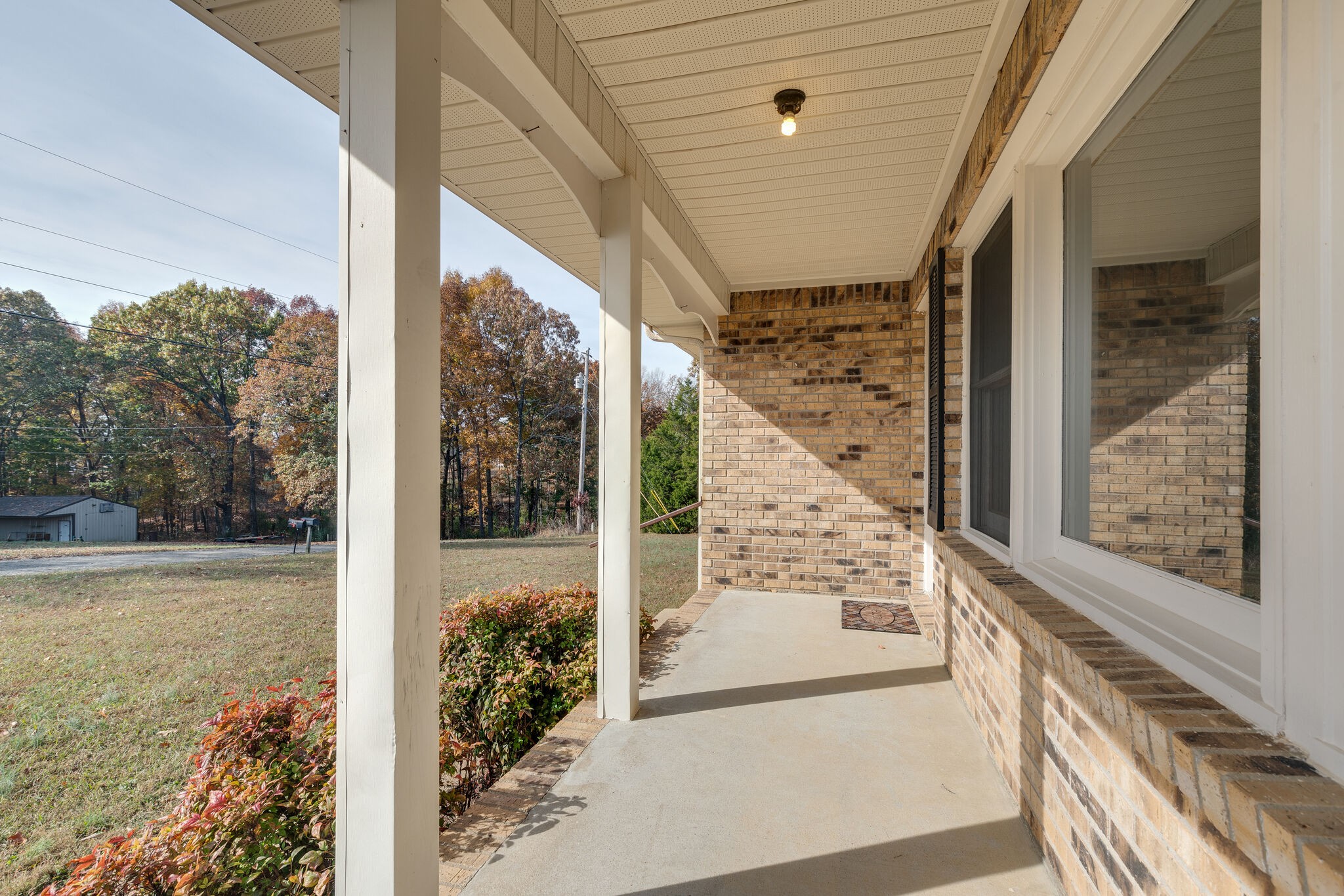 220 Hurst Road Hohenwald, TN 38462 - Photo 4 of 25 Gallery Image 4