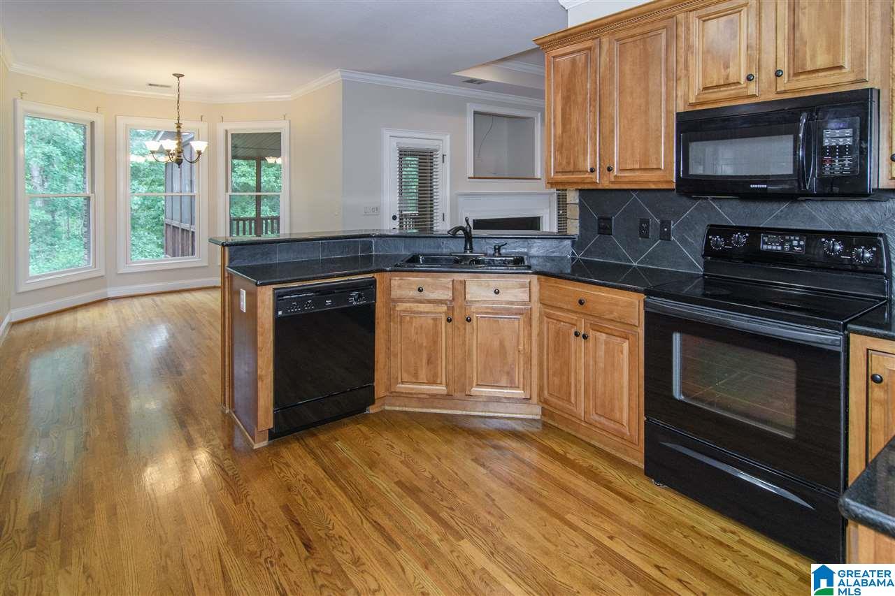 907 Timberline Circle Calera, AL 35040 - Photo 13 of 50