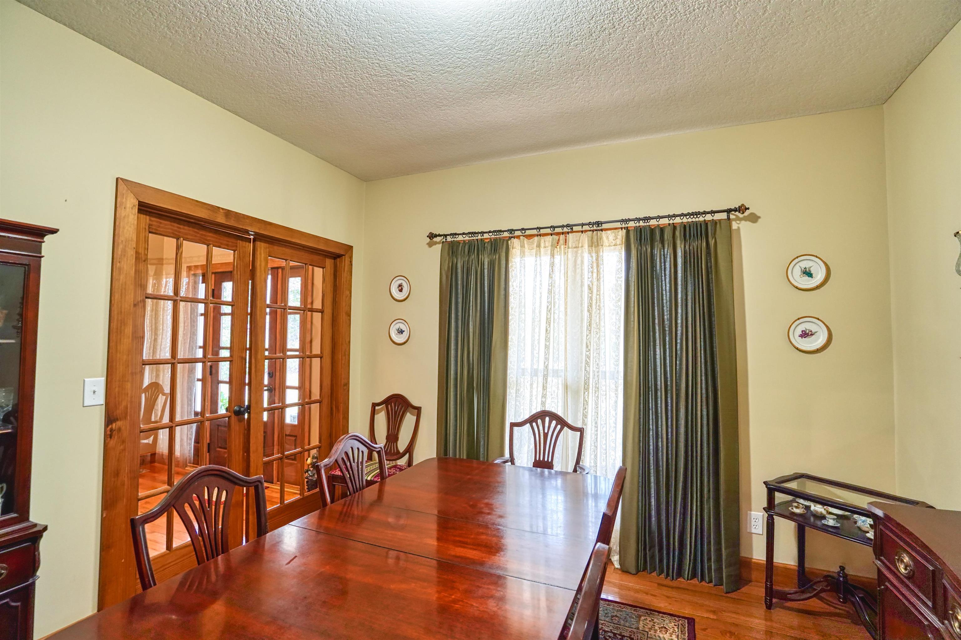4685 Howe Road Landrum, SC 29356 - Photo 8 of 31
