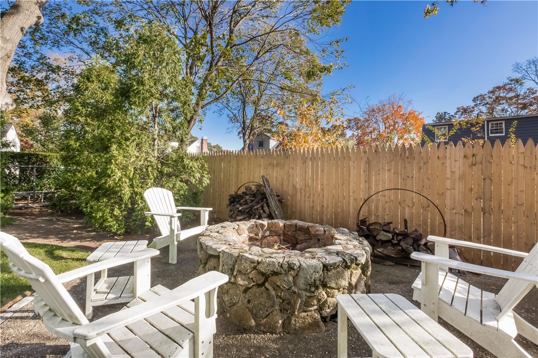 96 Edgehill Road Warwick, RI 02889 - Photo 27 of 35
