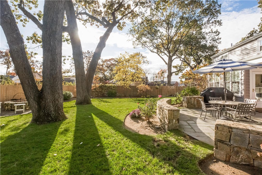 96 Edgehill Road Warwick, RI 02889 - Photo 32 of 35