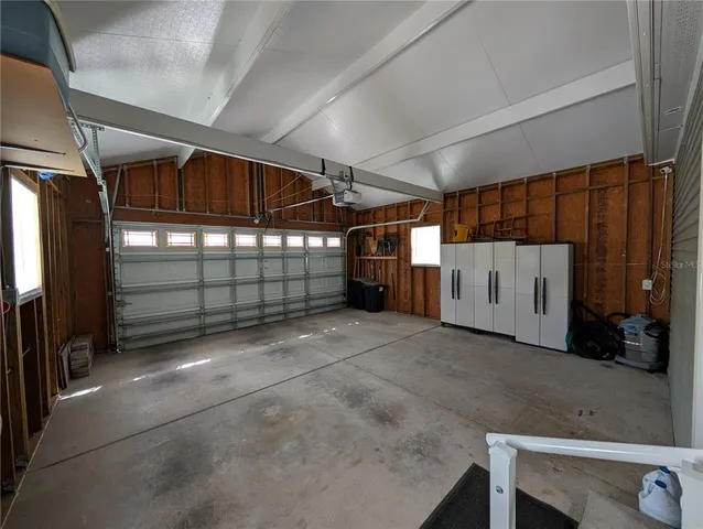 a view of a garage