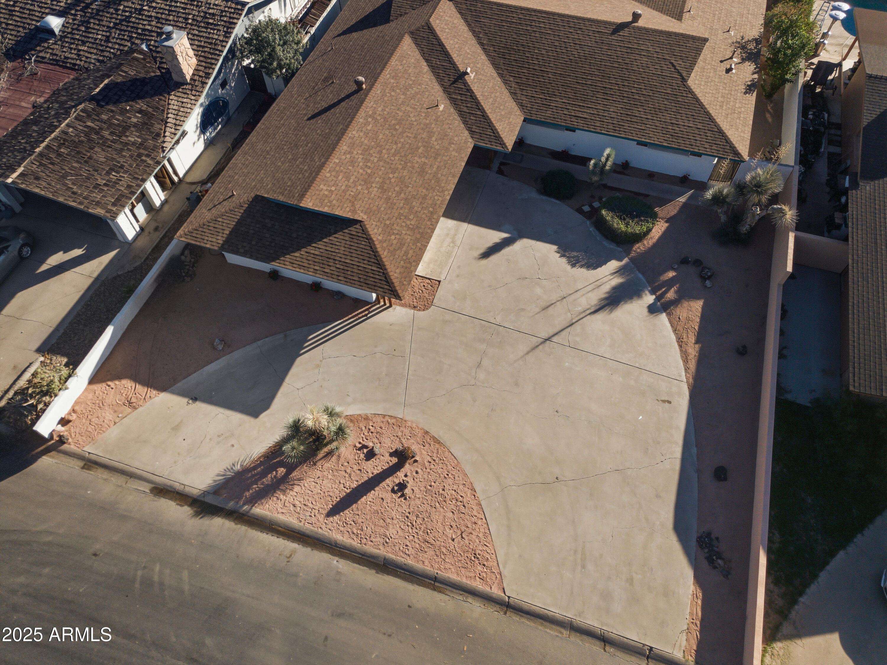 537 North Jay Street Chandler, AZ 85225 - Photo 32 of 39 an aerial view of a house stairs and a yard