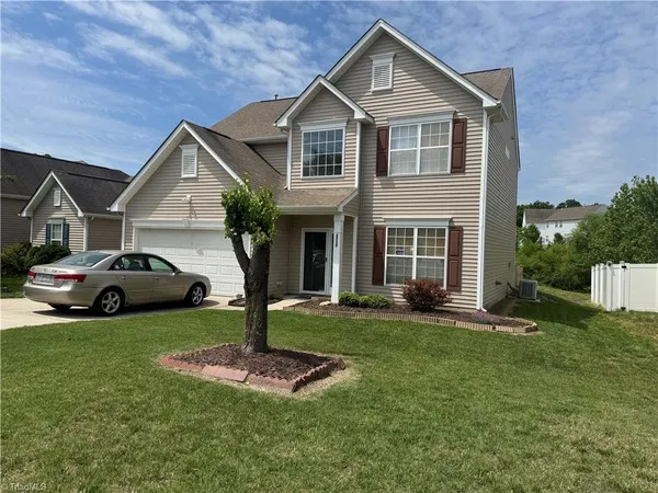 $294,900 | 2115 Cliffvale Drive, High Point, NC 27262