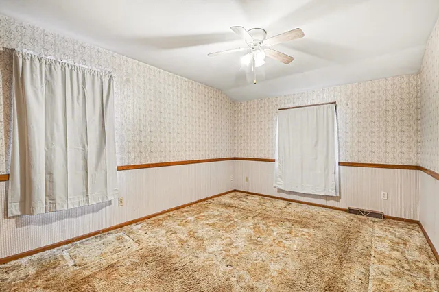 $315,900 | 5560 Greenboro Drive Southeast, Grand Rapids, MI 49508