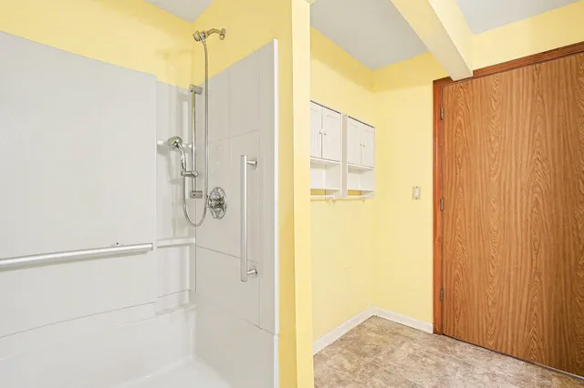 $315,900 | 5560 Greenboro Drive Southeast, Grand Rapids, MI 49508