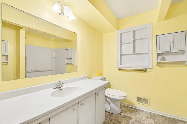 $315,900 | 5560 Greenboro Drive Southeast, Grand Rapids, MI 49508