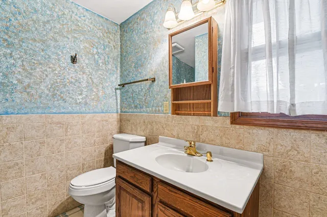 $315,900 | 5560 Greenboro Drive Southeast, Grand Rapids, MI 49508