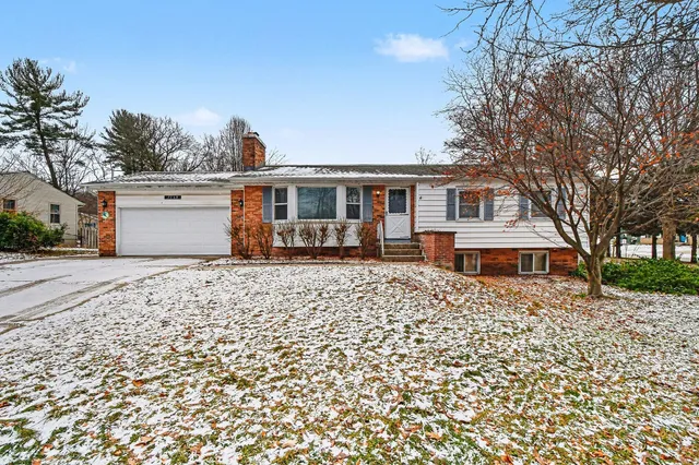 $315,900 | 5560 Greenboro Drive Southeast, Grand Rapids, MI 49508