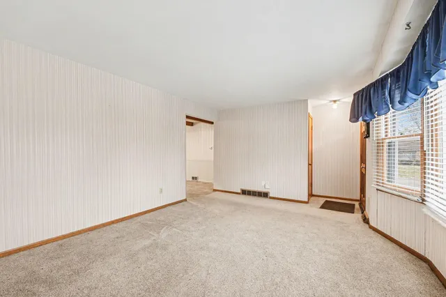 $315,900 | 5560 Greenboro Drive Southeast, Grand Rapids, MI 49508