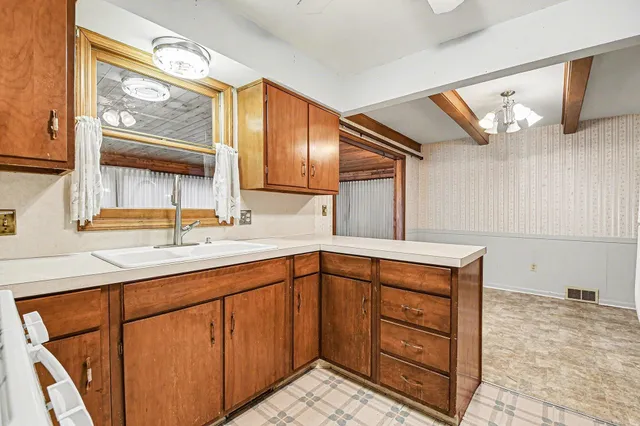 $315,900 | 5560 Greenboro Drive Southeast, Grand Rapids, MI 49508