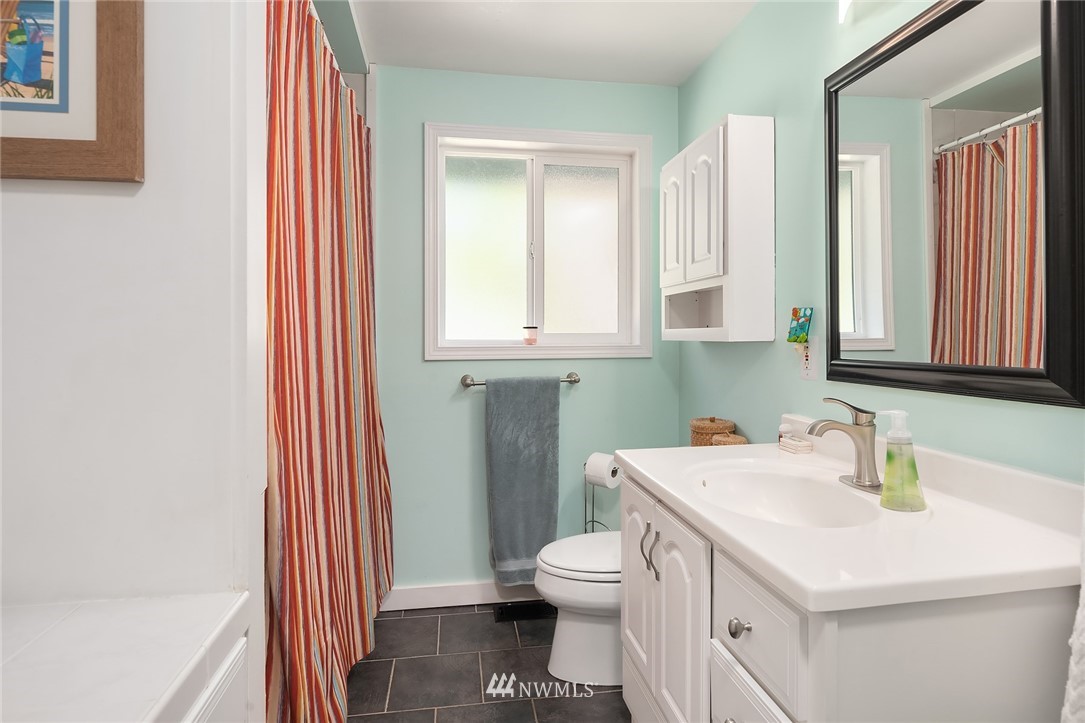 11617 Fay Road Northeast Carnation, WA 98014 - Photo 12 of 31