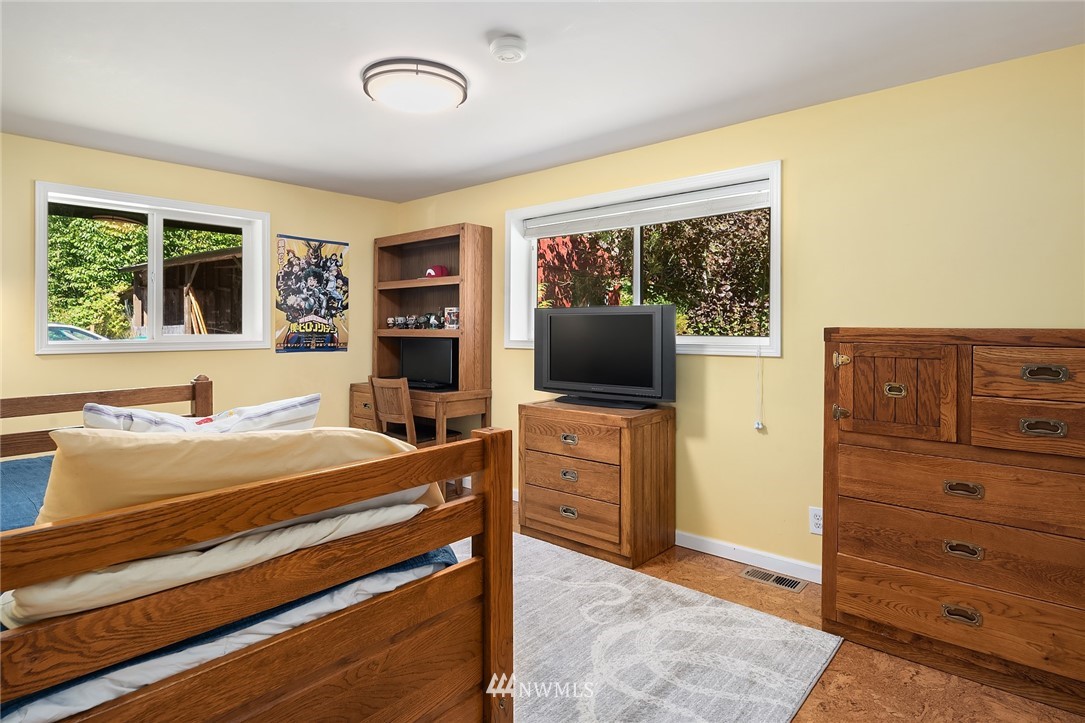 11617 Fay Road Northeast Carnation, WA 98014 - Photo 13 of 31