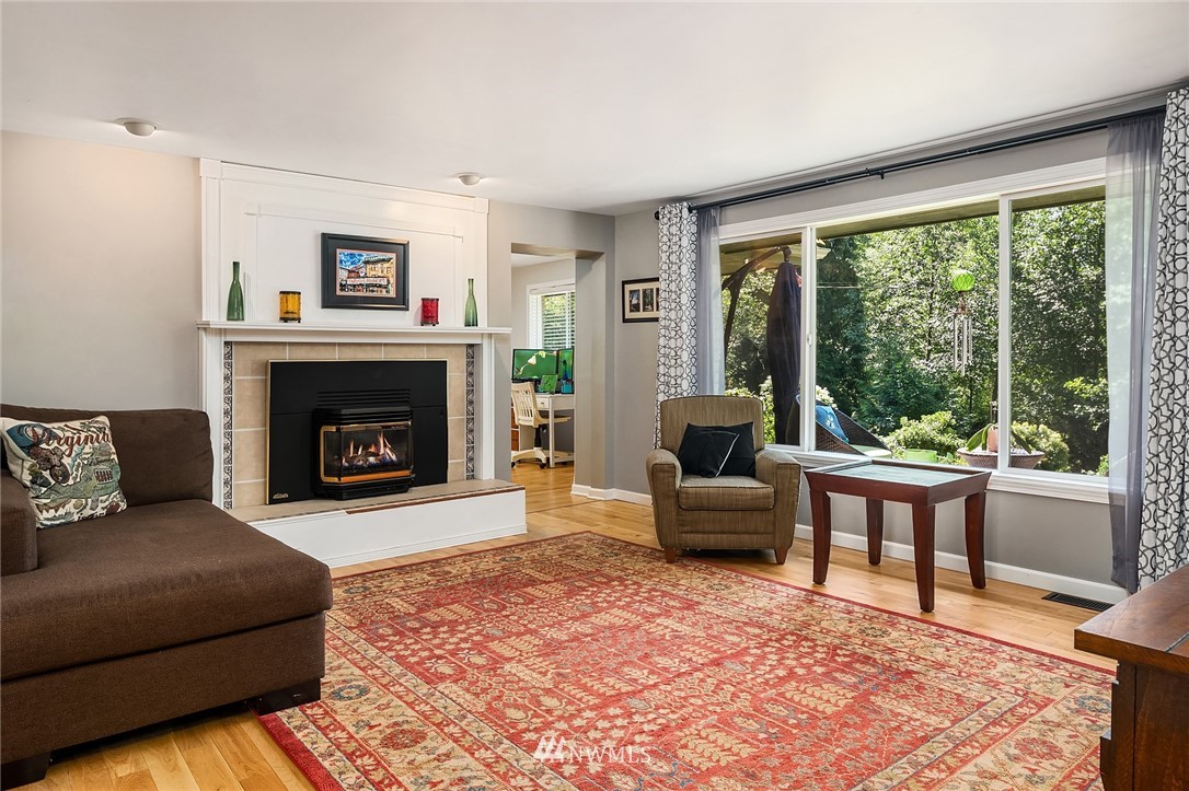 11617 Fay Road Northeast Carnation, WA 98014 - Photo 3 of 31