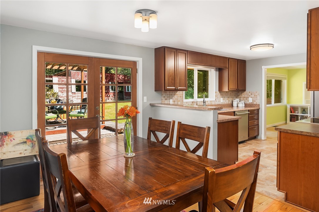 11617 Fay Road Northeast Carnation, WA 98014 - Photo 7 of 31