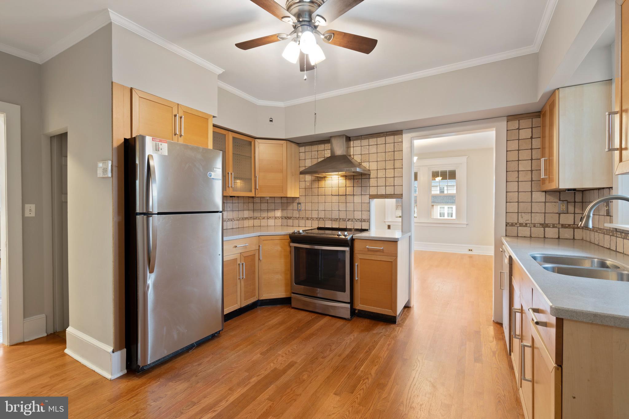 49 North Wakefield Road Norristown, PA 19403 - Photo 4 of 21 Gallery Image 4