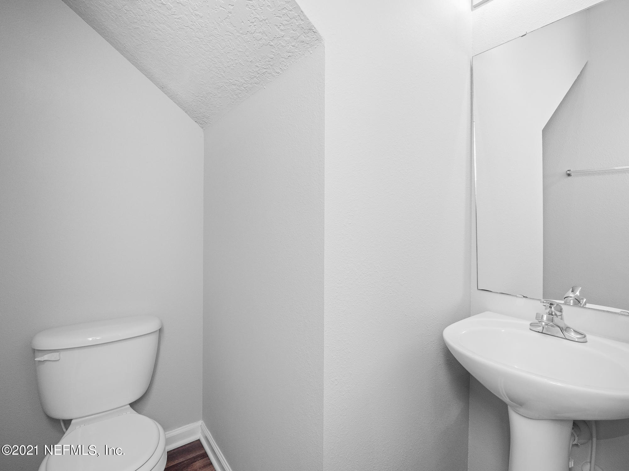 5260 Collins Road, Unit 904 Jacksonville, FL 32244 - Photo 6 of 18 5260 Collins Rd Unit 904 Edit-7