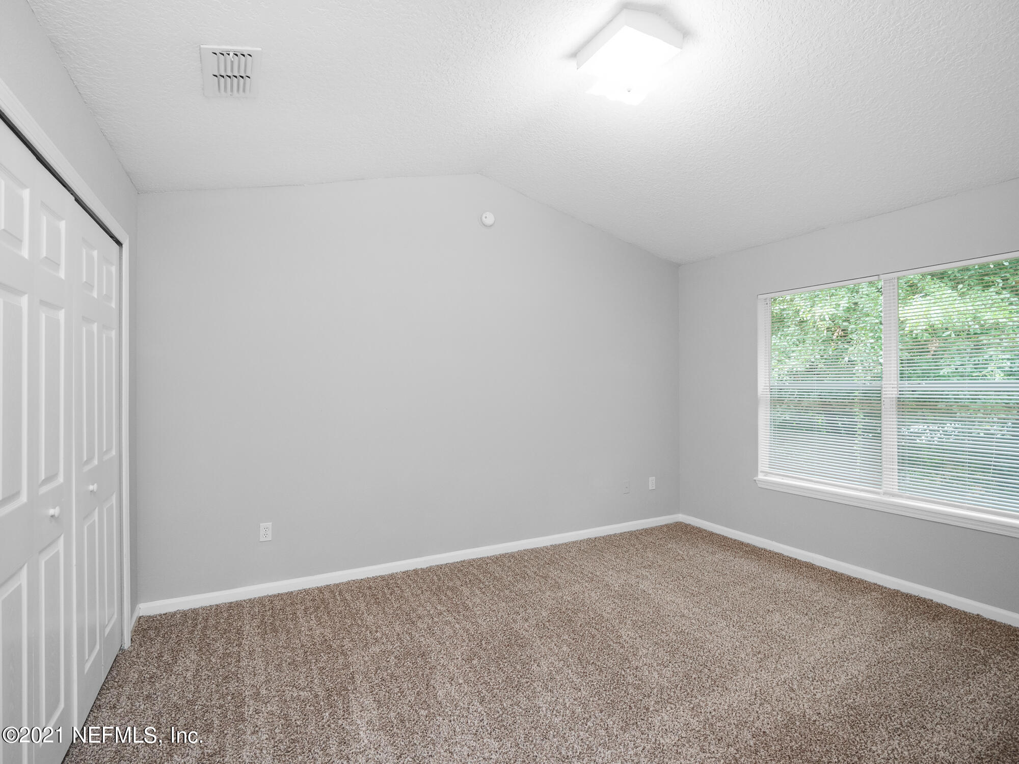 5260 Collins Road, Unit 904 Jacksonville, FL 32244 - Photo 8 of 18 5260 Collins Rd Unit 904 Edit-9