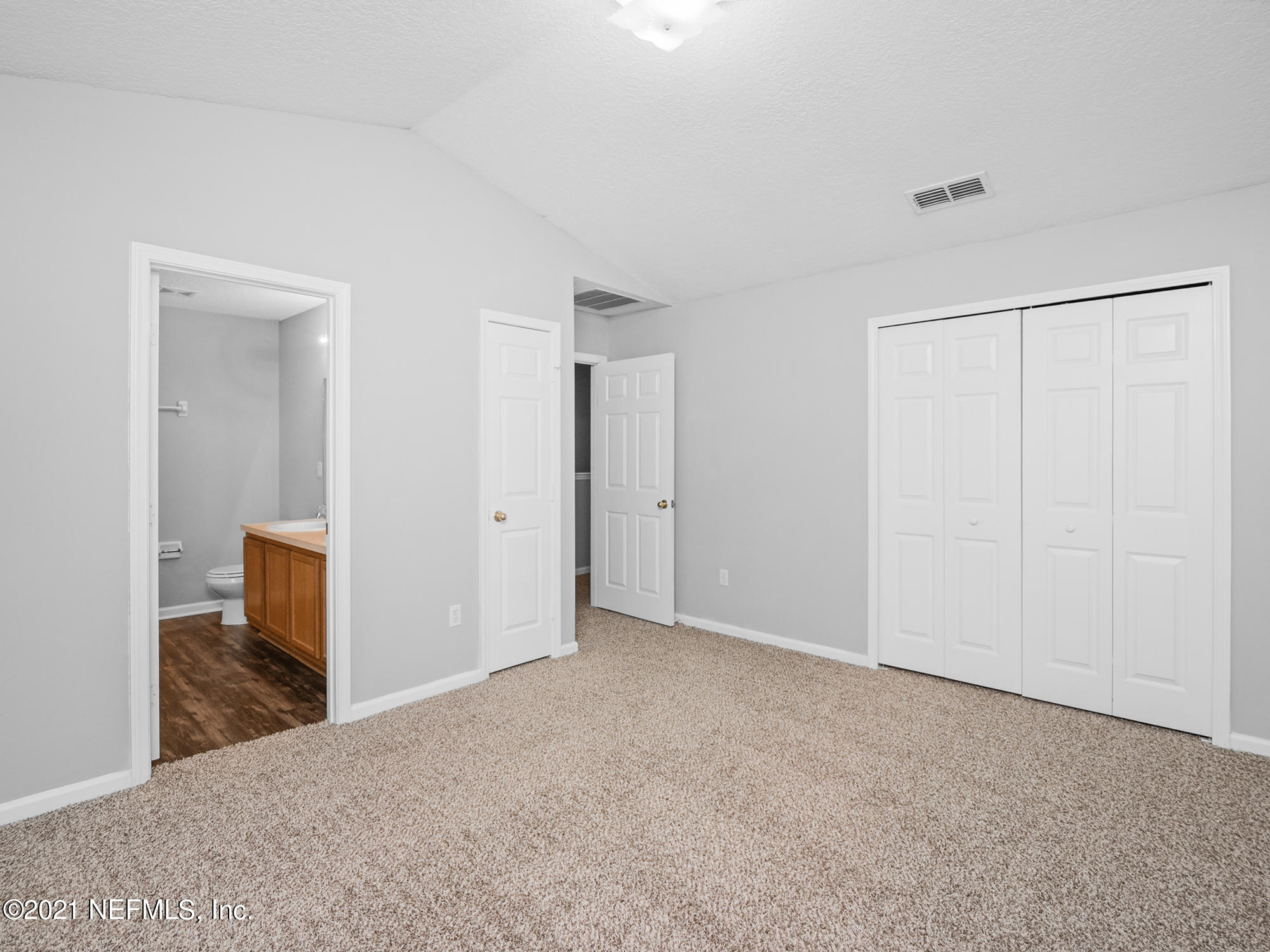 5260 Collins Road, Unit 904 Jacksonville, FL 32244 - Photo 9 of 18 5260 Collins Rd Unit 904 Edit-10