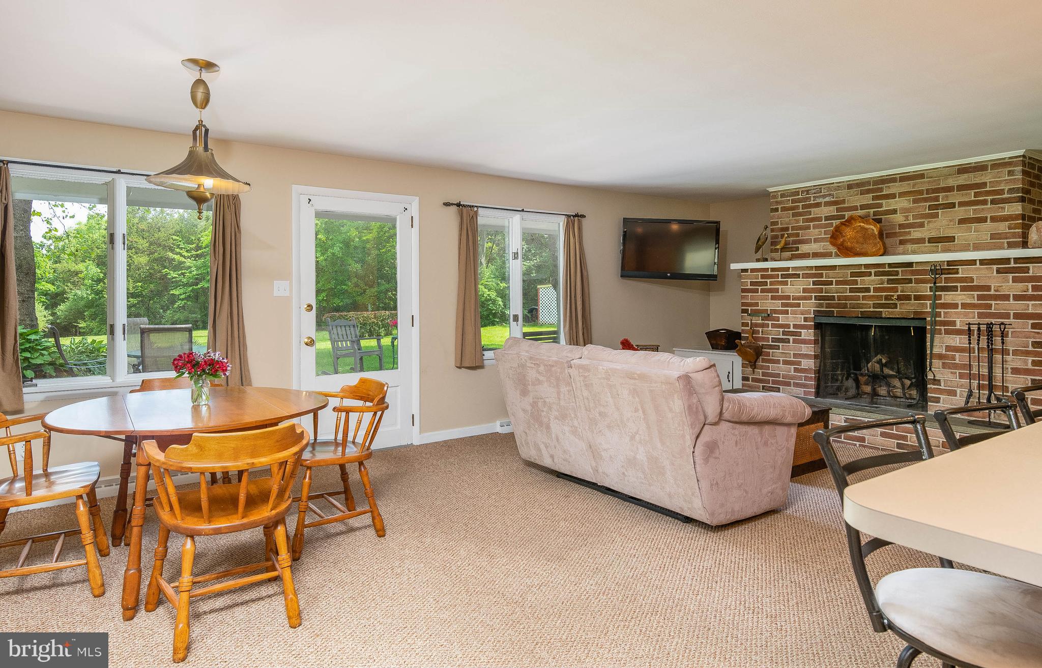 2147 Ward Road Green Lane, PA 18054 - Photo 14 of 41 Gallery Image 14