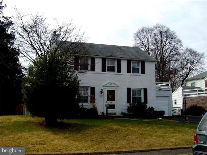 330 Fairview Road Springfield, PA 19064 - Photo 2 of 21 Exterior Front