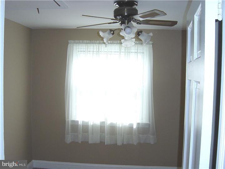 330 Fairview Road Springfield, PA 19064 - Photo 9 of 21 Family Room