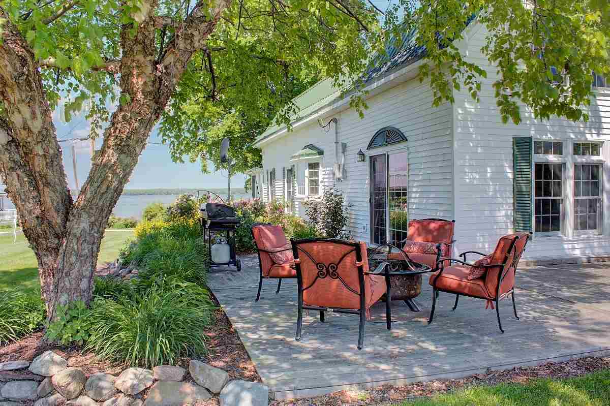 3077 West Shore Road Isle La Motte, VT 05463 - Photo 12 of 40