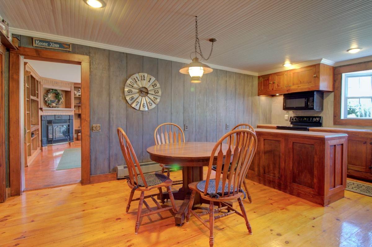 3077 West Shore Road Isle La Motte, VT 05463 - Photo 14 of 40