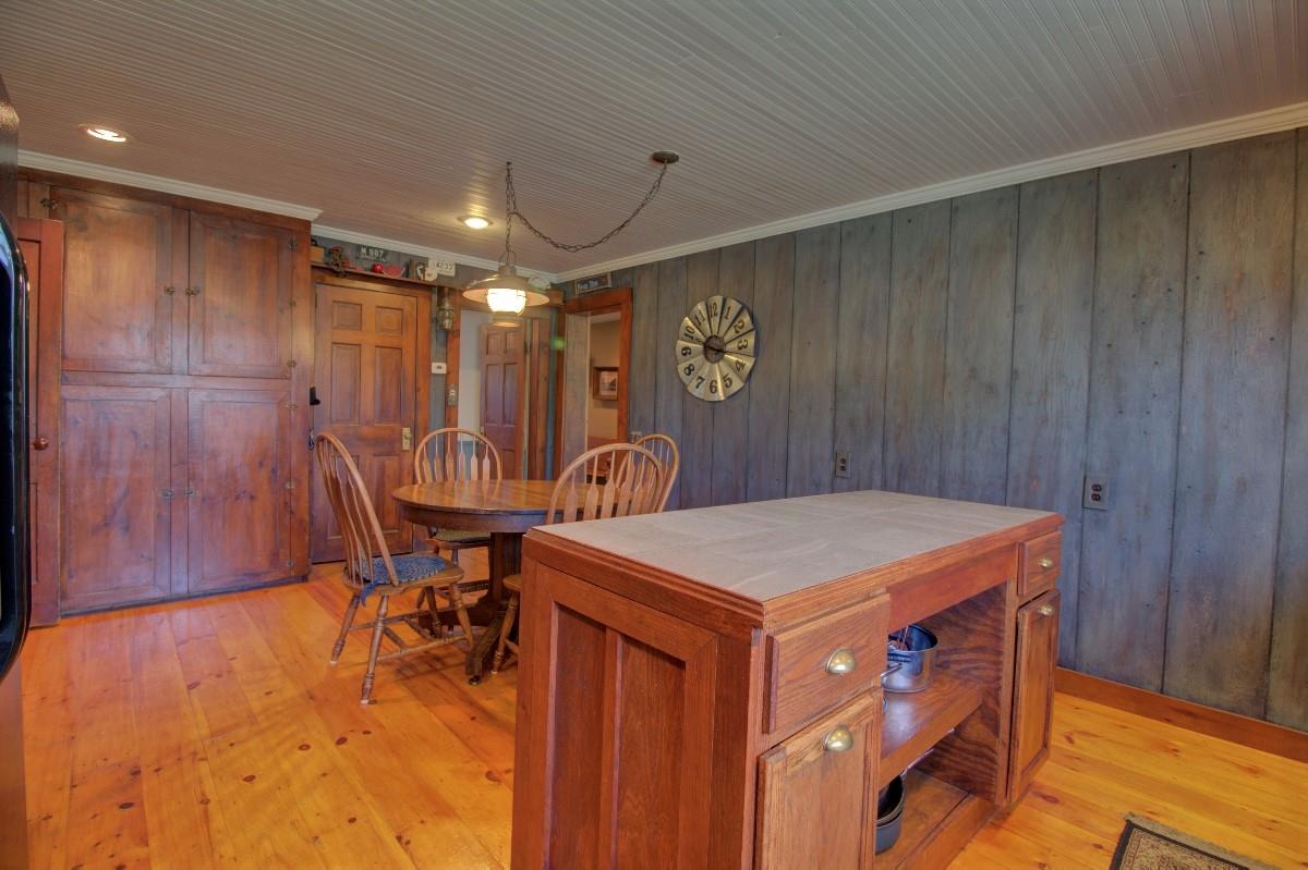 3077 West Shore Road Isle La Motte, VT 05463 - Photo 16 of 40