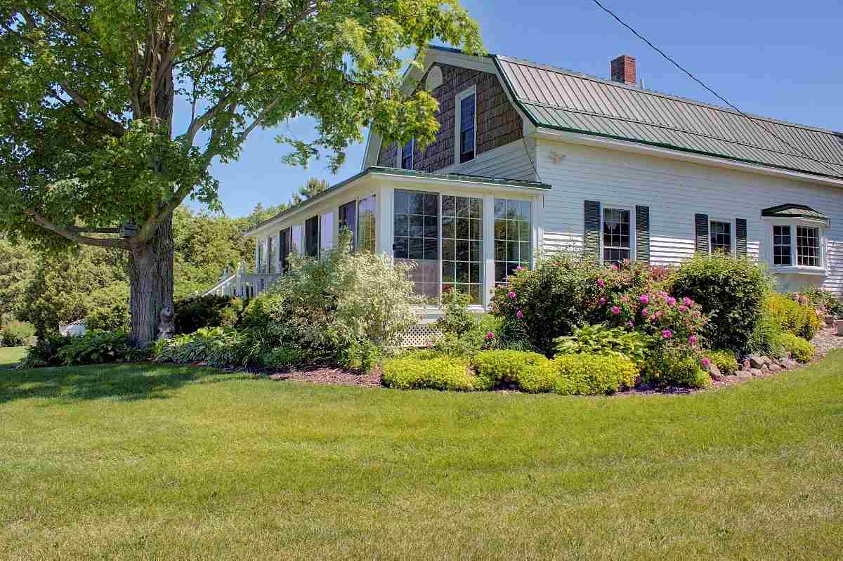 3077 West Shore Road Isle La Motte, VT 05463 - Photo 7 of 40