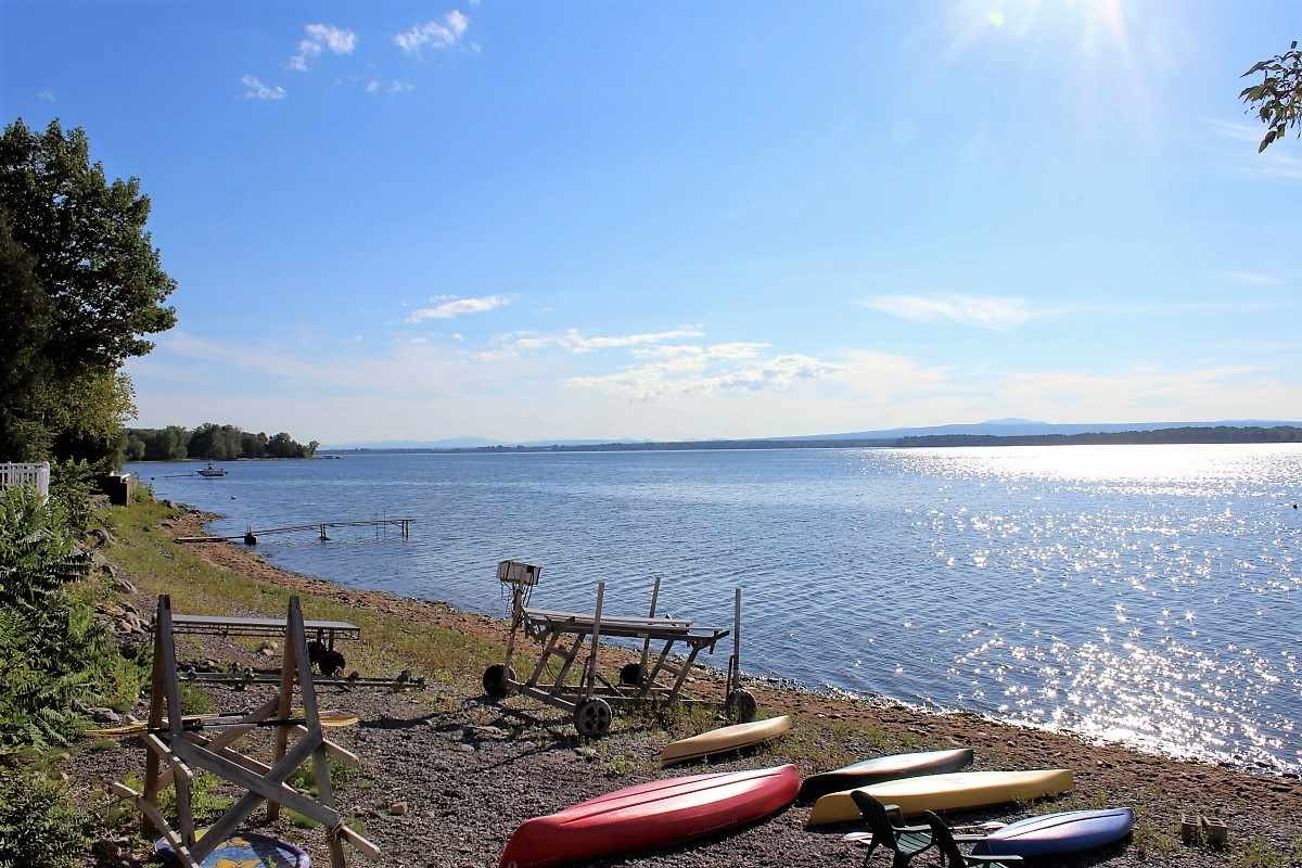3077 West Shore Road Isle La Motte, VT 05463 - Photo 9 of 40
