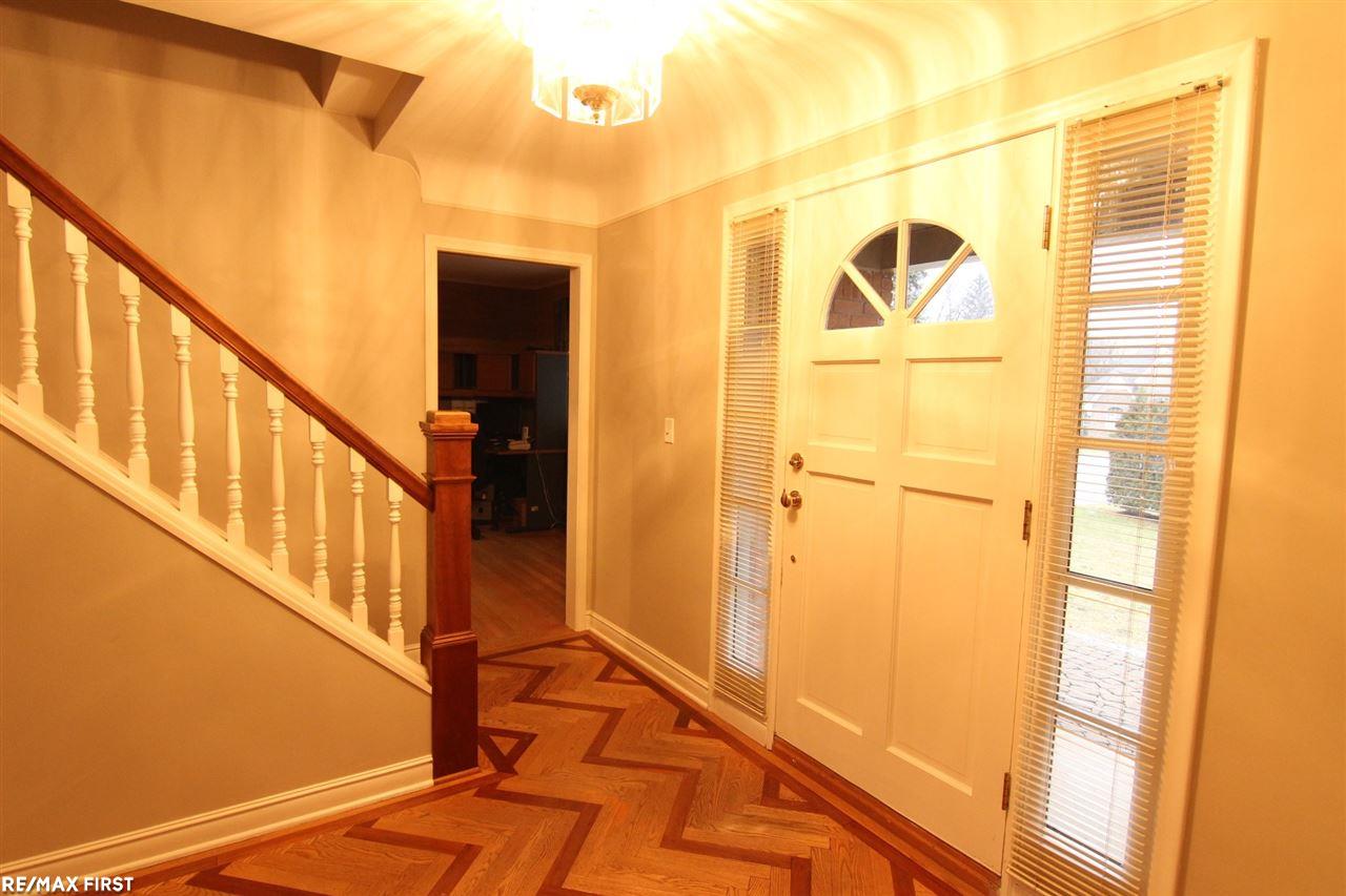 672 Old Perch Road Rochester Hills, MI 48309 - Photo 7 of 48