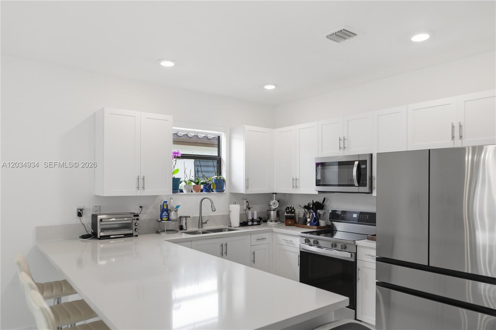 12831 Southwest 229th Street Miami, FL 33170 - Photo 19 of 38