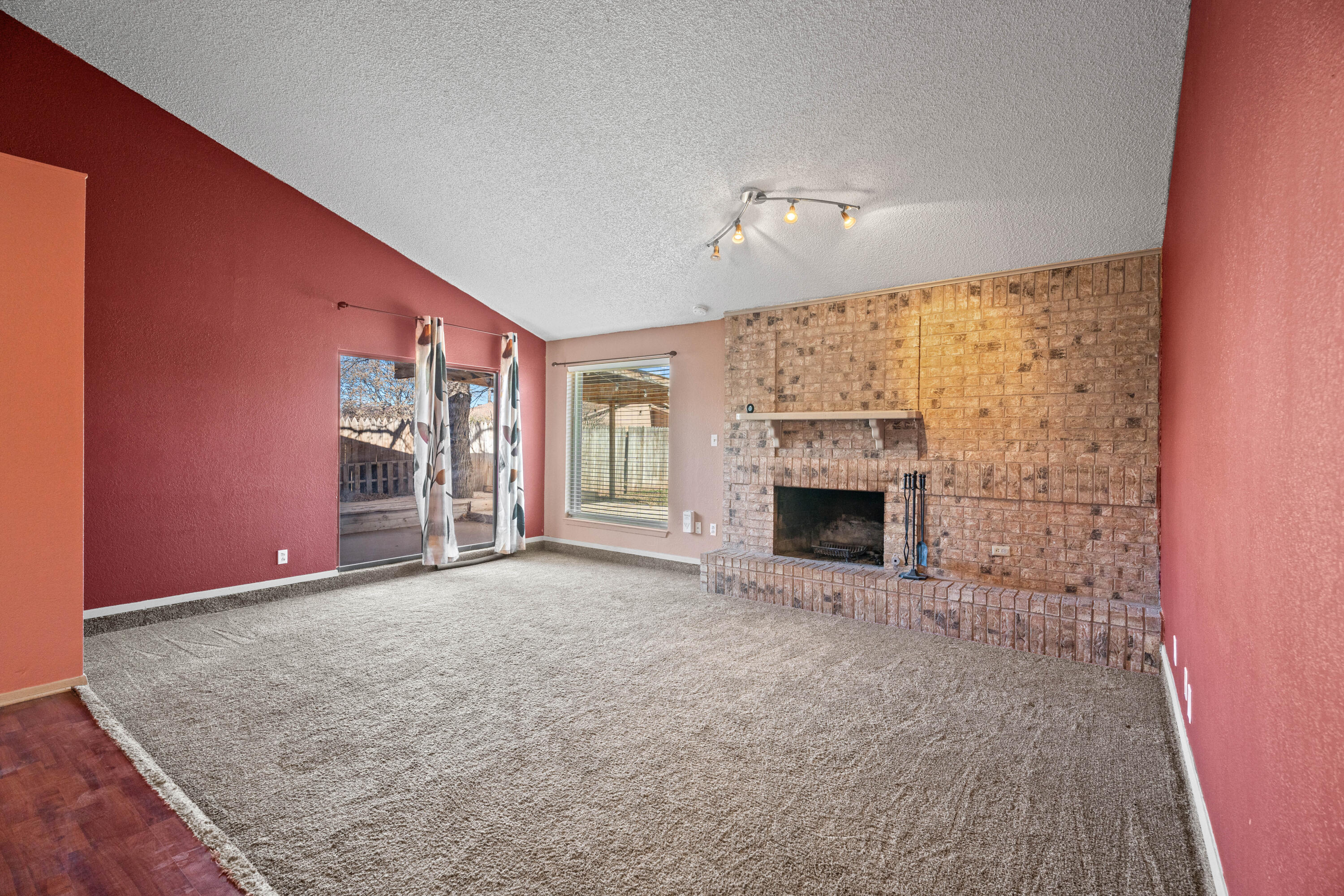 7007 Utica Place Lubbock, TX 79424 - Photo 4 of 23 DRG00482