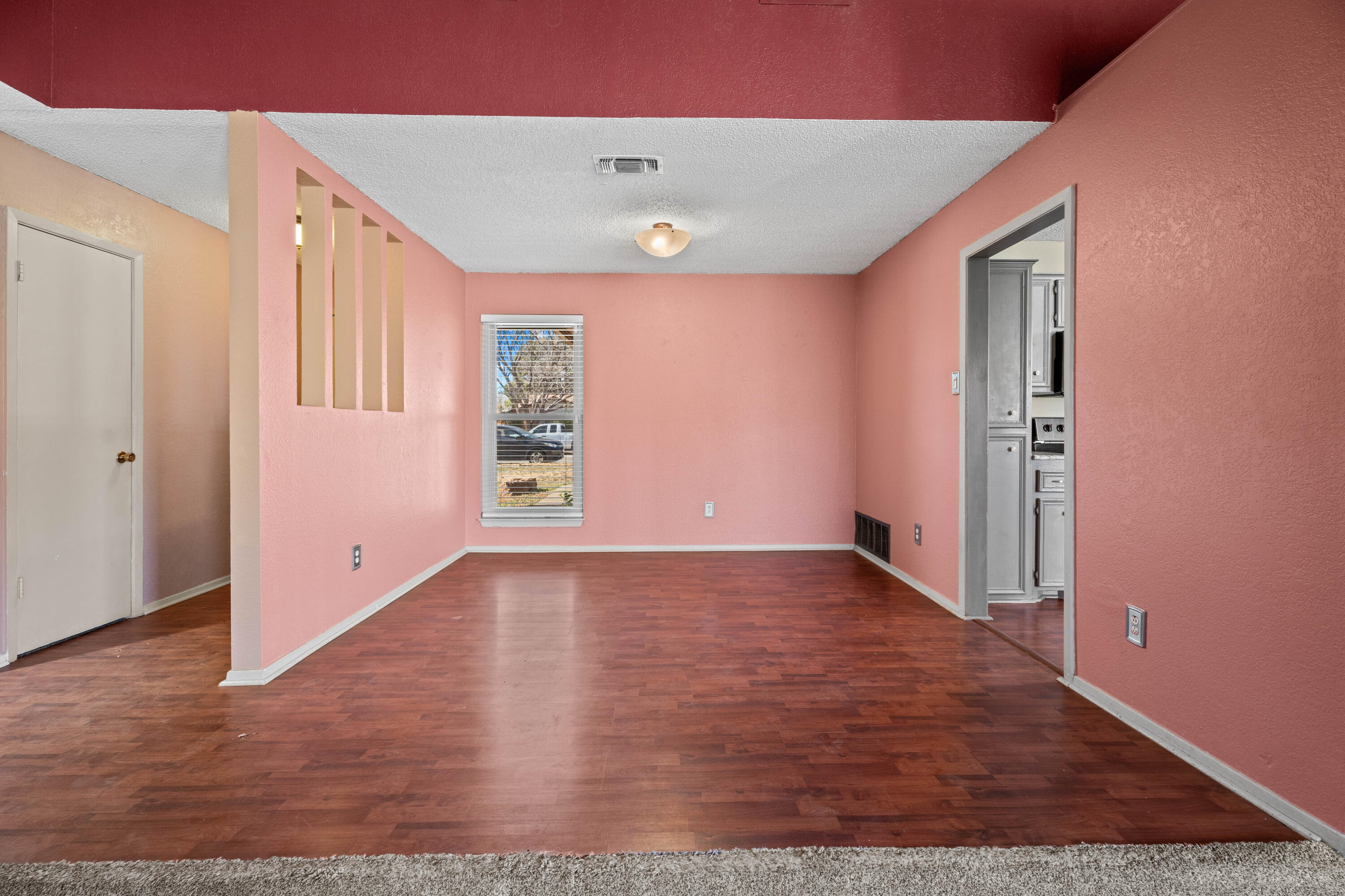 7007 Utica Place Lubbock, TX 79424 - Photo 5 of 23 DRG00487