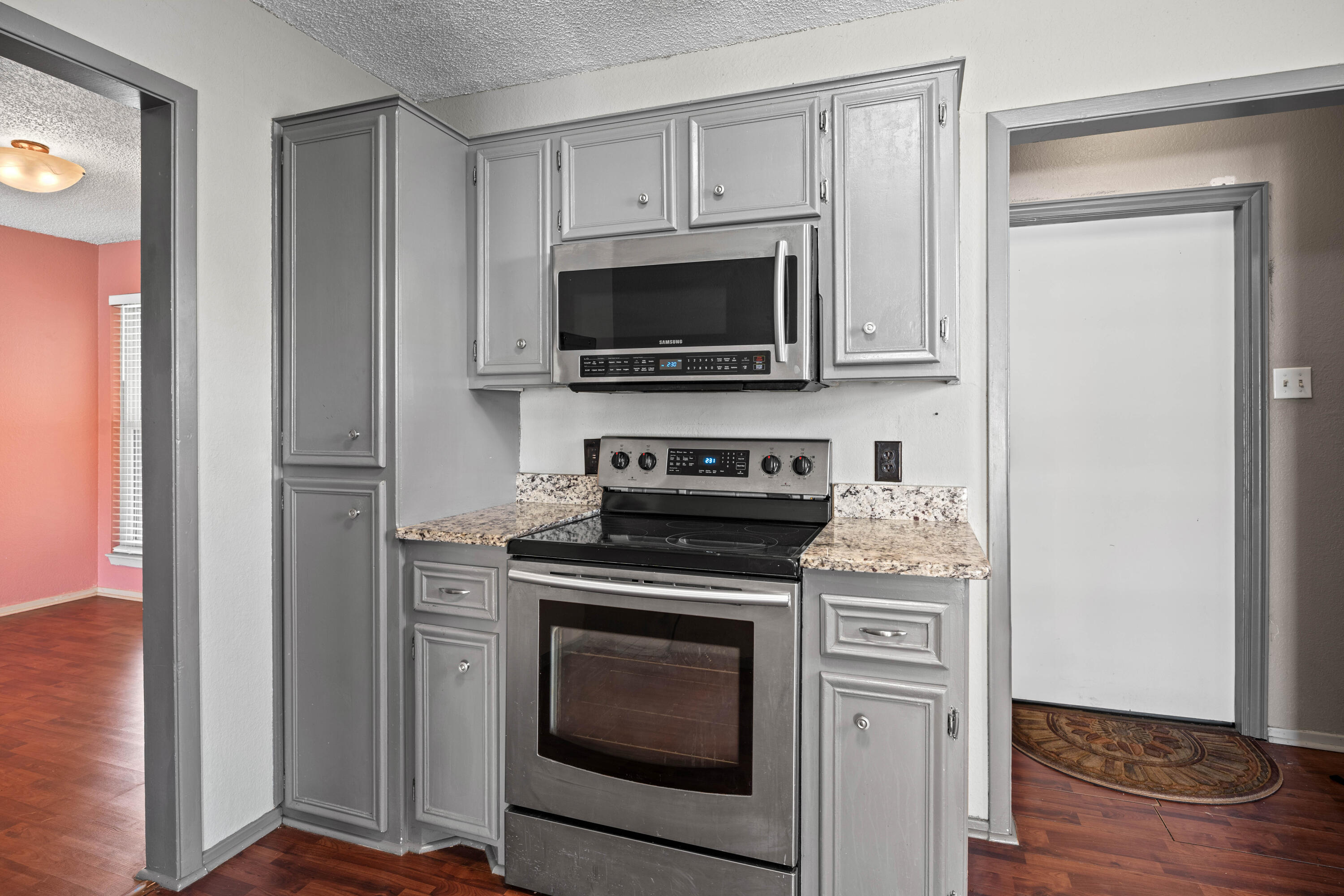 7007 Utica Place Lubbock, TX 79424 - Photo 8 of 23 DRG00502